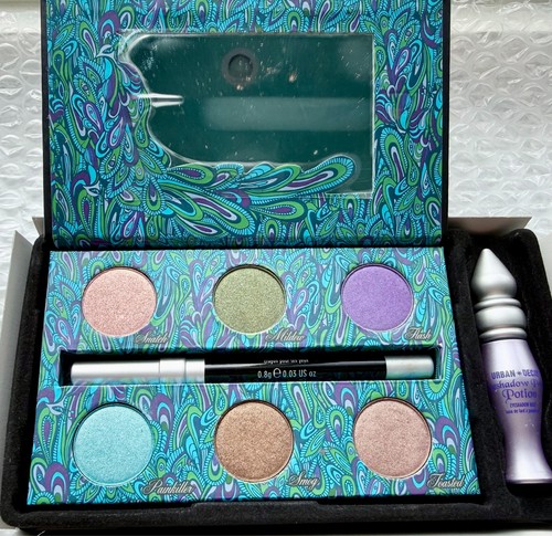 Urban decay preen palette - decay,